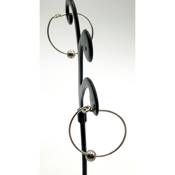 Silver Tone 1" Hoop Earrings Classic Minimalist Lightweight - Picture 2 of 5